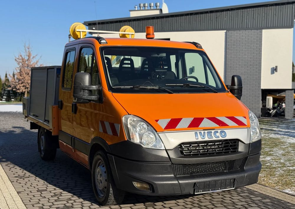 Iveco DAILY 35S13 - شاحنة ستارة جانبية: صورة 3 Iveco DAILY 35S13 - شاحنة ستارة جانبية: صورة 3