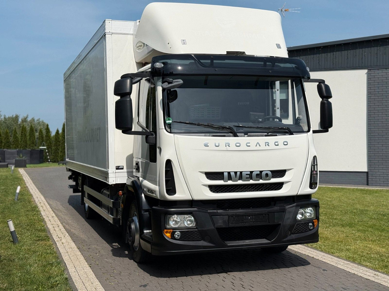 Iveco EUROCARGO 12T E22 CARRIER SUPRA 850 MT - شاحنة الفريزر: صورة 3 Iveco EUROCARGO 12T E22 CARRIER SUPRA 850 MT - شاحنة الفريزر: صورة 3