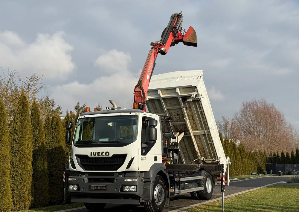 Iveco STRALIS 330 / 4x2 / FASSI F135 / WYWROTKA - شاحنة قلاب: صورة 1 Iveco STRALIS 330 / 4x2 / FASSI F135 / WYWROTKA - شاحنة قلاب: صورة 1