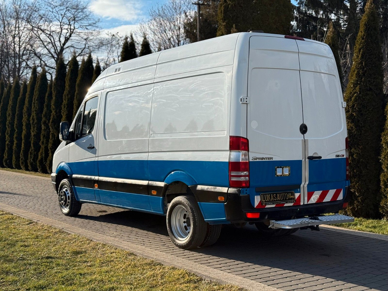 Mercedes-Benz SPRINTER 516 3,5 T FURGON - فان: صورة 5 Mercedes-Benz SPRINTER 516 3,5 T FURGON - فان: صورة 5