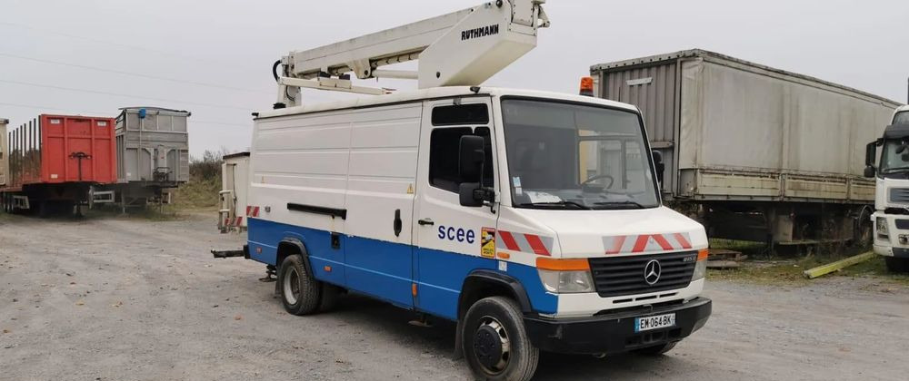 Mercedes-Benz VARIO 815D 17 M - منصة تلسكوبية محمولة على شاحنة: صورة 3 Mercedes-Benz VARIO 815D 17 M - منصة تلسكوبية محمولة على شاحنة: صورة 3