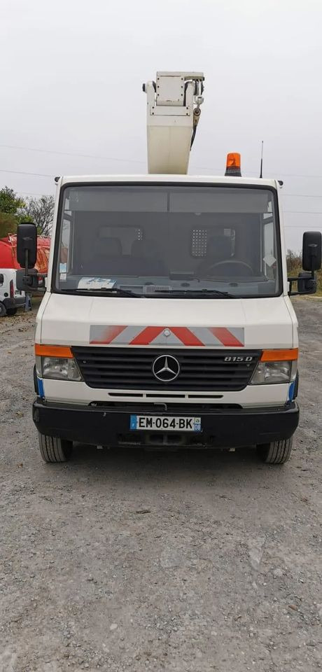 Mercedes-Benz VARIO 815D 17 M - منصة تلسكوبية محمولة على شاحنة: صورة 2 Mercedes-Benz VARIO 815D 17 M - منصة تلسكوبية محمولة على شاحنة: صورة 2