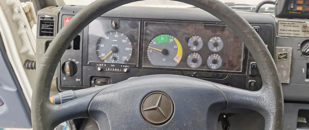 Mercedes-Benz VARIO 815D 17 M Mercedes-Benz VARIO 815D 17 M: صورة 11