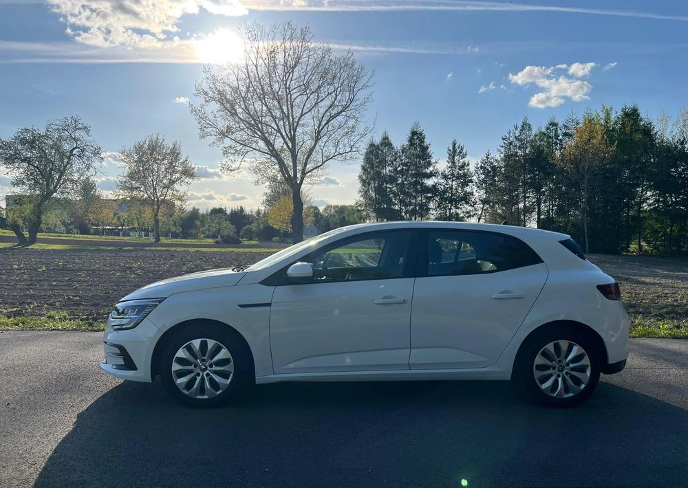 Renault Megane 1.5 Blue dCi Business - سيارة: صورة 5 Renault Megane 1.5 Blue dCi Business - سيارة: صورة 5