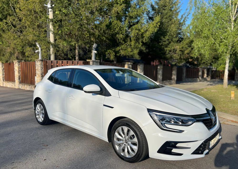 Renault Megane 1.5 Blue dCi Business - سيارة: صورة 3 Renault Megane 1.5 Blue dCi Business - سيارة: صورة 3