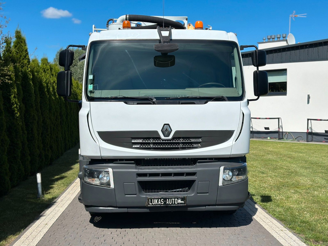 Renault PREMIUM 320 6x2 T RIVARD. TWO CHAMBERS - شاحنة الشفط: صورة 2 Renault PREMIUM 320 6x2 T RIVARD. TWO CHAMBERS - شاحنة الشفط: صورة 2