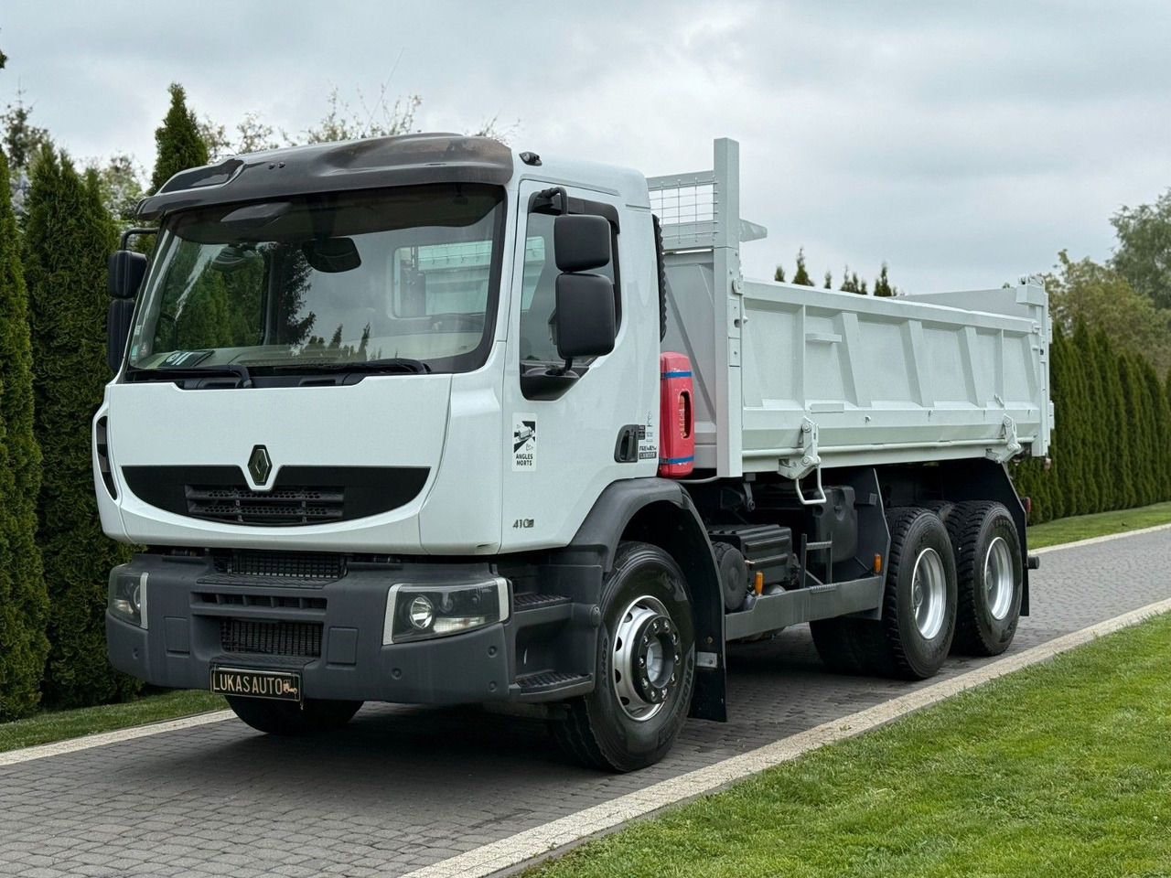 Renault PREMIUM 410 DXI 6X4 TIPPER - شاحنة قلاب: صورة 5 Renault PREMIUM 410 DXI 6X4 TIPPER - شاحنة قلاب: صورة 5