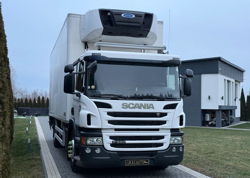 Scania P 280 CHEREAU CARRIER HAKÓWKA - شاحنة الفريزر: صورة 4 Scania P 280 CHEREAU CARRIER HAKÓWKA - شاحنة الفريزر: صورة 4