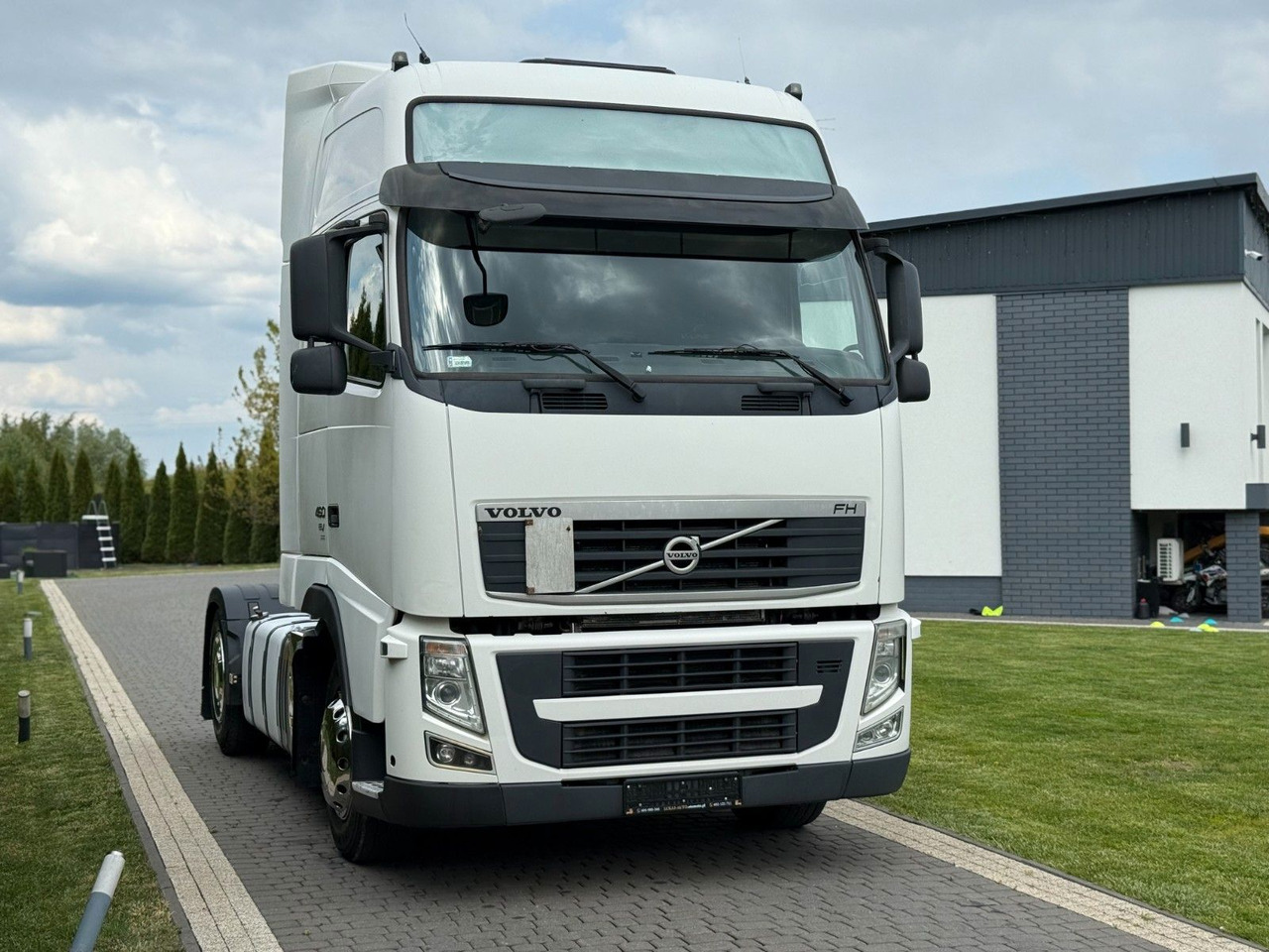 Volvo FH 460 EEV XL - وحدة جر: صورة 3 Volvo FH 460 EEV XL - وحدة جر: صورة 3