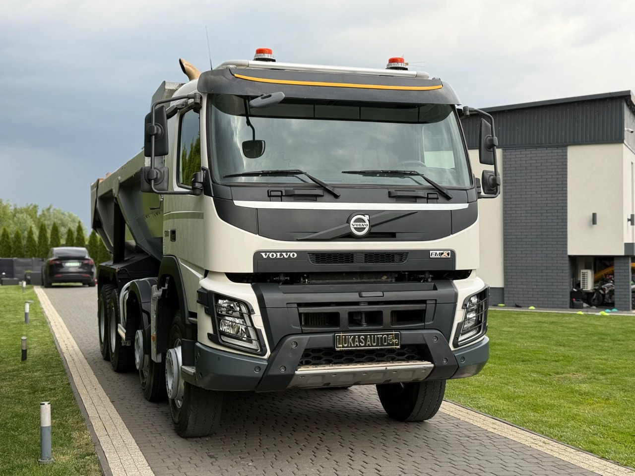 Volvo FMX 500 8X4 RETARDER - شاحنة قلاب: صورة 2 Volvo FMX 500 8X4 RETARDER - شاحنة قلاب: صورة 2