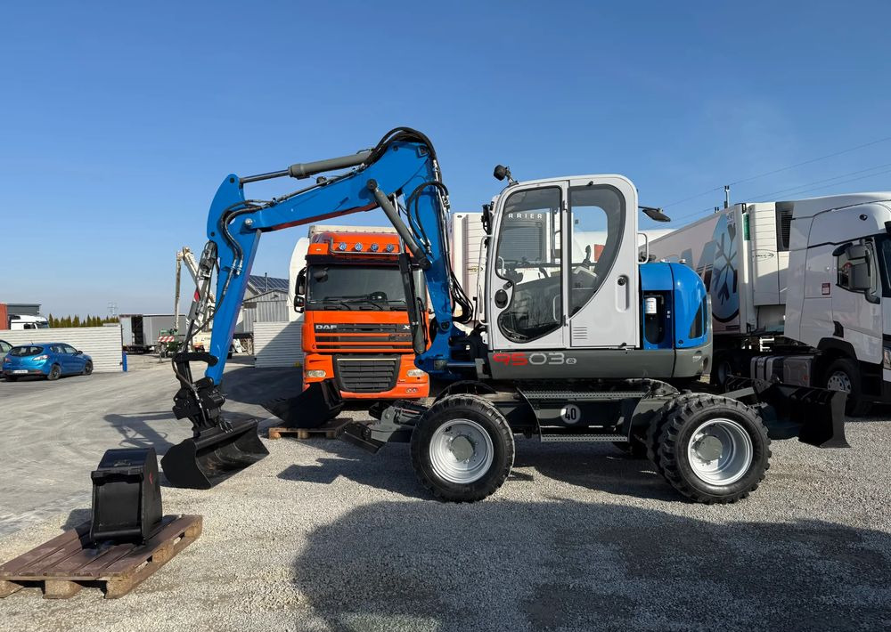 Wacker Neuson 9503-2 TRZY ŁYŻKI - حفارة دولاب: صورة 4 Wacker Neuson 9503-2 TRZY ŁYŻKI - حفارة دولاب: صورة 4