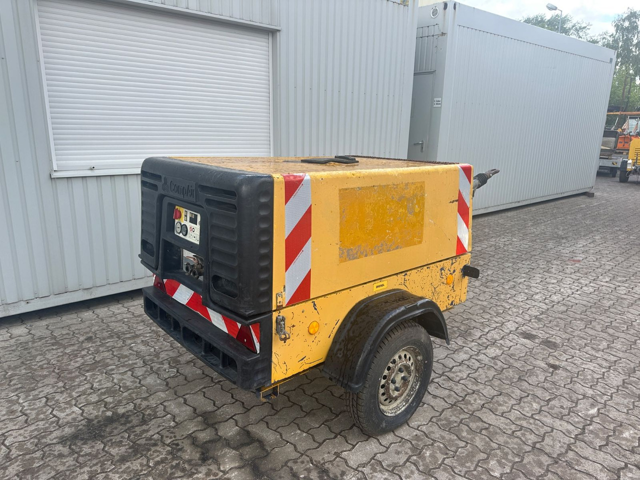 Compair C38 / DLT0406 Kompressor /1.978 H/ 7 Bar - الضاغط: صورة 3 Compair C38 / DLT0406 Kompressor /1.978 H/ 7 Bar - الضاغط: صورة 3