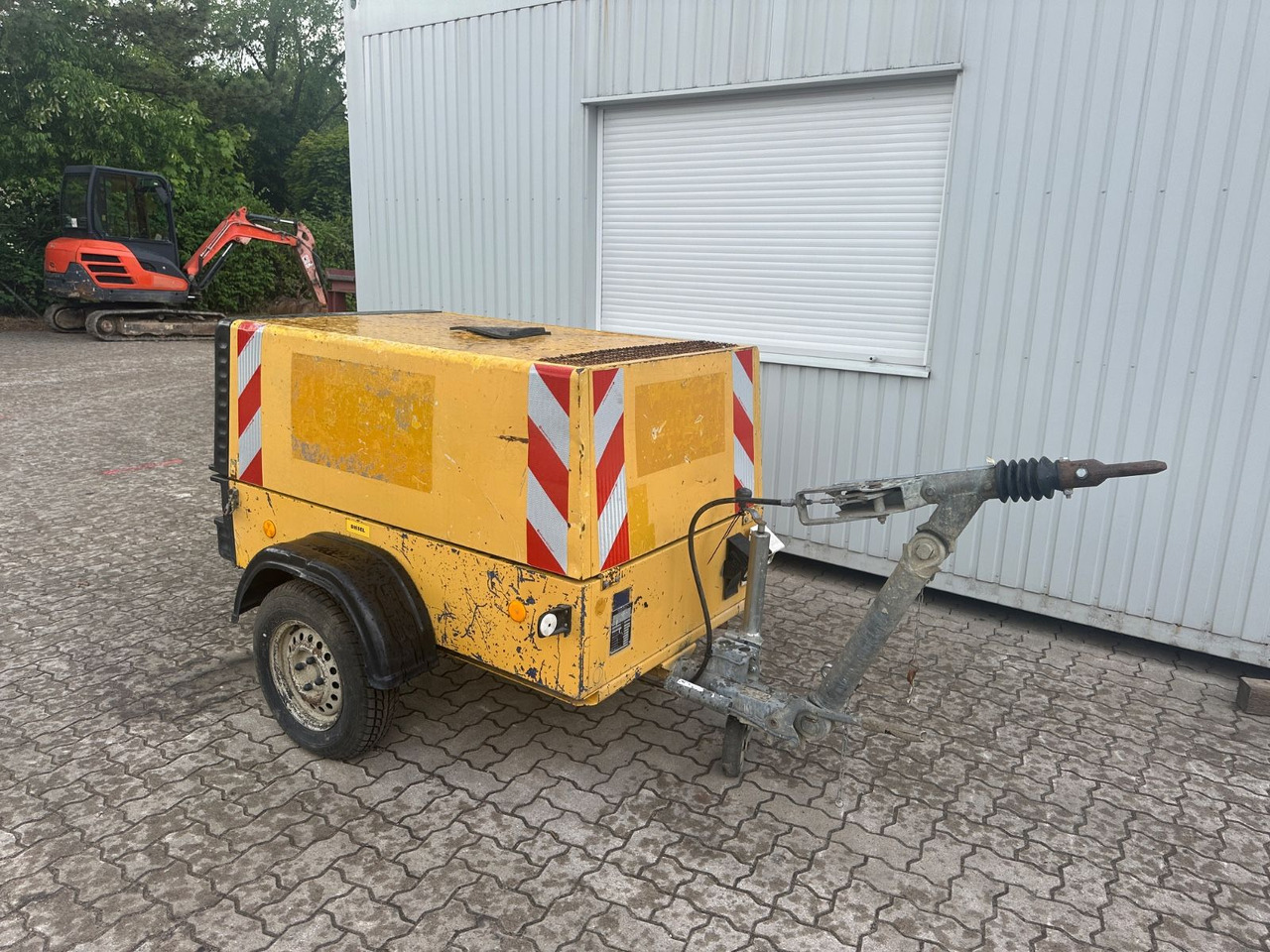 Compair C38 / DLT0406 Kompressor /1.978 H/ 7 Bar - الضاغط: صورة 2 Compair C38 / DLT0406 Kompressor /1.978 H/ 7 Bar - الضاغط: صورة 2