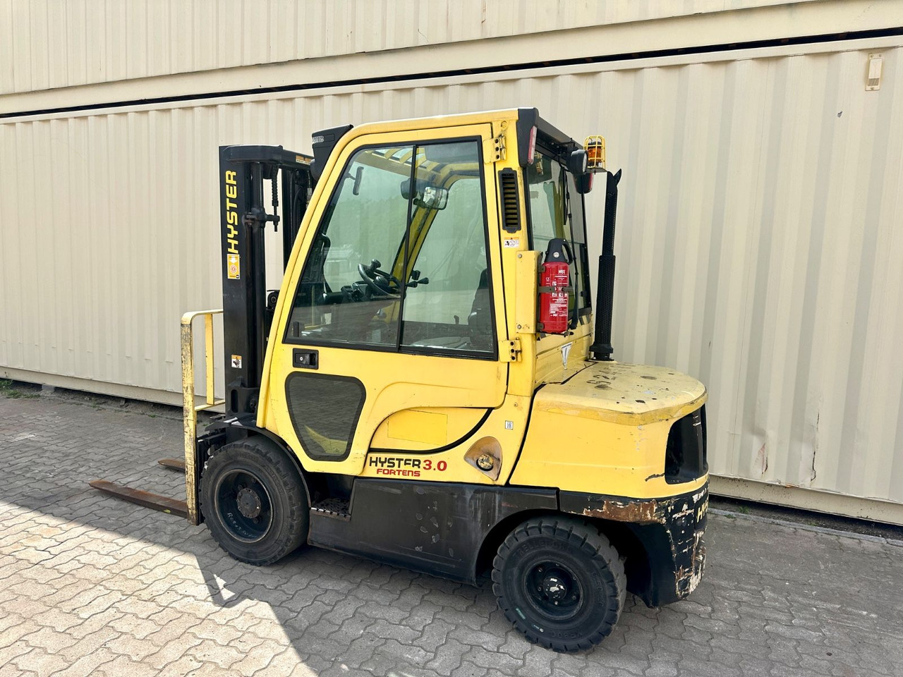 Hyster H3.0FT / Diesel / Triplex / Ex Armee - رافعة شوكية ديزل: صورة 3 Hyster H3.0FT / Diesel / Triplex / Ex Armee - رافعة شوكية ديزل: صورة 3