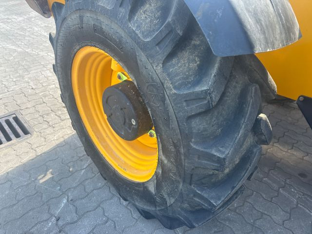 رافعة تلسكوبية JCB 535-125 / 2017 BJ / 2.567 H / 12.5 Meter: صورة 13 رافعة تلسكوبية JCB 535-125 / 2017 BJ / 2.567 H / 12.5 Meter: صورة 13