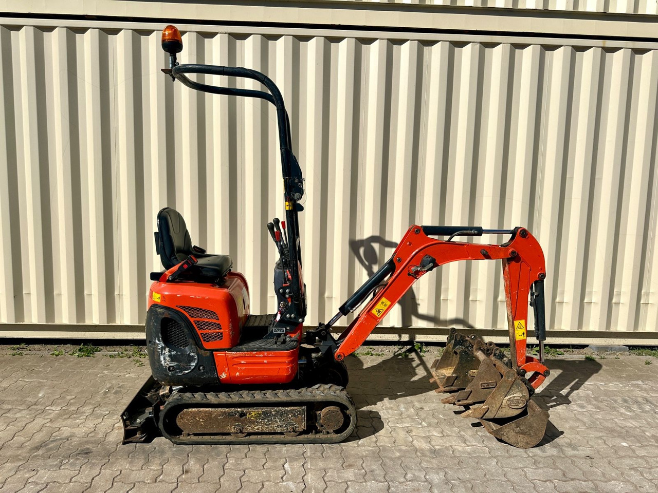 Kubota K008-3 / 2021 BJ / 725 H / 4 x Löffel - حفارة مُصَّغرة: صورة 5 Kubota K008-3 / 2021 BJ / 725 H / 4 x Löffel - حفارة مُصَّغرة: صورة 5