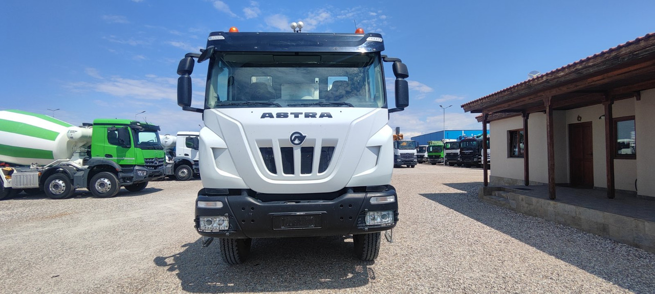 ASTRA HD9 84.51 CIFA MAGNUM MK32L - مضخة خرسانة: صورة 2 ASTRA HD9 84.51 CIFA MAGNUM MK32L - مضخة خرسانة: صورة 2