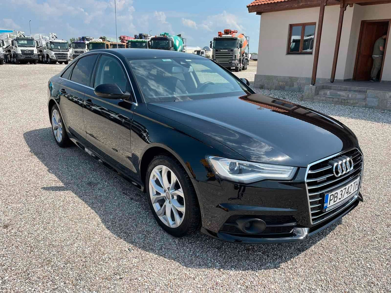 Audi A6 2.0 TDI S tronic quattro - سيدان: صورة 1 Audi A6 2.0 TDI S tronic quattro - سيدان: صورة 1