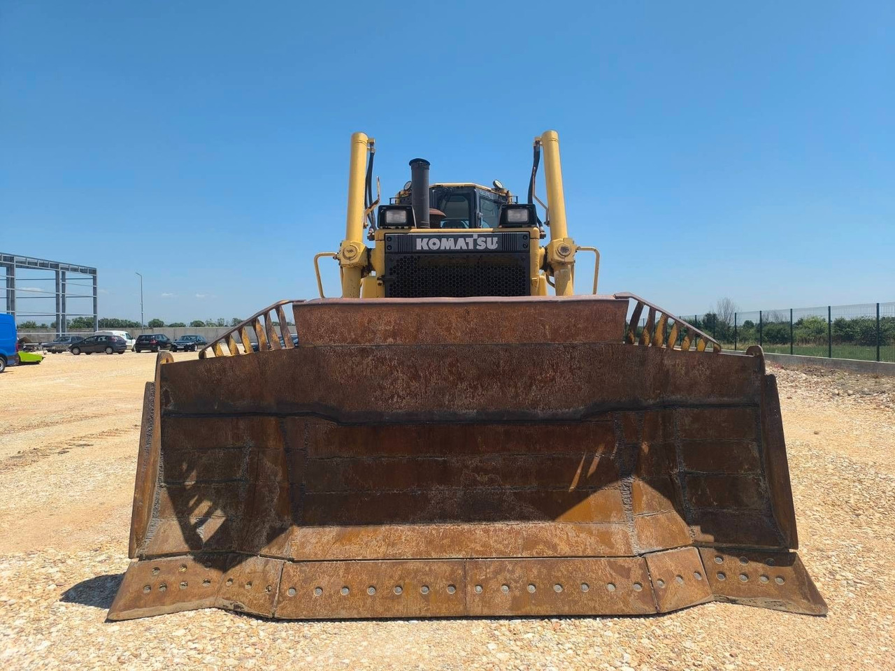 Komatsu D155AX-6 - جرافة: صورة 2 Komatsu D155AX-6 - جرافة: صورة 2