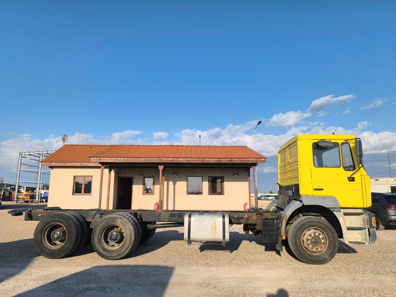 شاحنة هيكل كابينة MAN 26.310: صورة 8