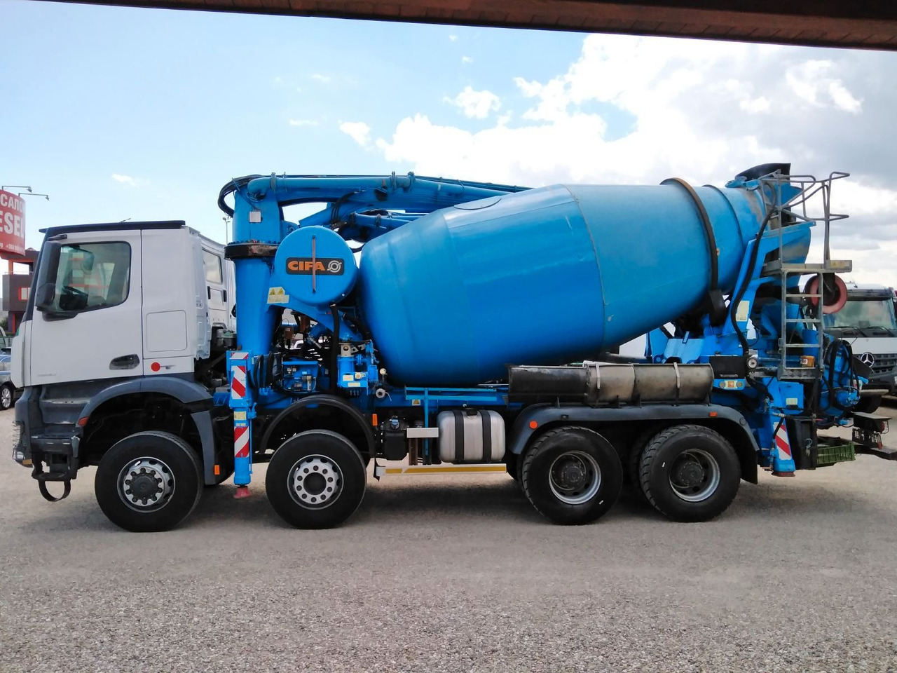 Mercedes-Benz AROCS 4140 CIFA MAGNUM MK28.4L 8X6 - خلاطة مع مضخة: صورة 4 Mercedes-Benz AROCS 4140 CIFA MAGNUM MK28.4L 8X6 - خلاطة مع مضخة: صورة 4