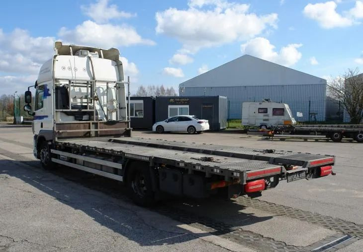 DAF CF 410 EURO 6 Laweta - Platforma super stan - شاحنات مسطحة: صورة 5 DAF CF 410 EURO 6 Laweta - Platforma super stan - شاحنات مسطحة: صورة 5