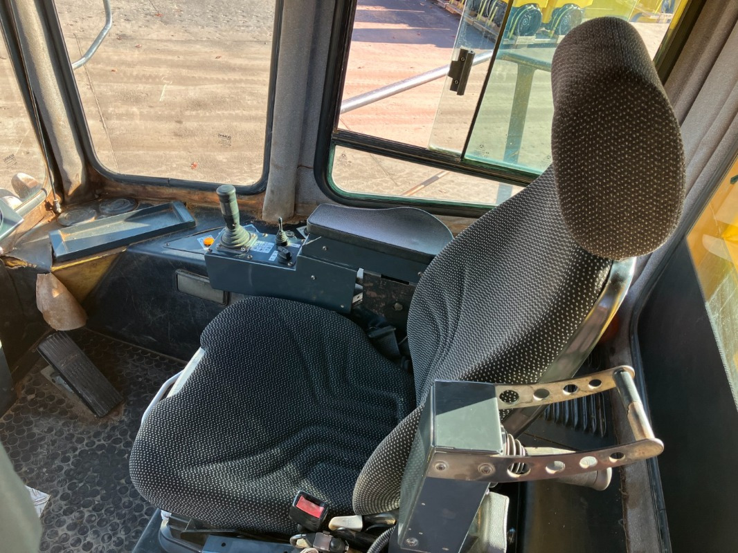 BOMAG DE BC 772 RB-2 Stage IIIa/Tier 3 - مدحلة ضاغطة: صورة 5 BOMAG DE BC 772 RB-2 Stage IIIa/Tier 3 - مدحلة ضاغطة: صورة 5