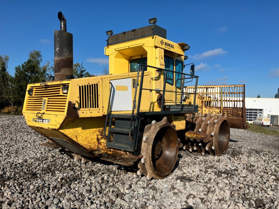 BOMAG DE BC 772 RB-2 Stage IIIa/Tier 3 - مدحلة ضاغطة: صورة 4 BOMAG DE BC 772 RB-2 Stage IIIa/Tier 3 - مدحلة ضاغطة: صورة 4
