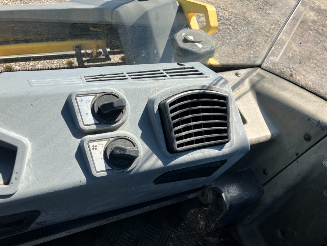 BOMAG DE BW 161 AD-5 Stage IIIb/Tier 4i - مدحلة اسفلت: صورة 5 BOMAG DE BW 161 AD-5 Stage IIIb/Tier 4i - مدحلة اسفلت: صورة 5