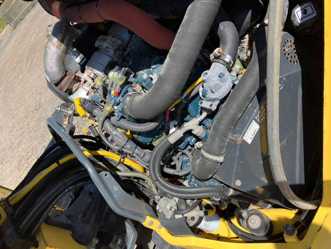 BOMAG DE BW 161 AD-5 Stage IIIb/Tier 4i - مدحلة اسفلت: صورة 3 BOMAG DE BW 161 AD-5 Stage IIIb/Tier 4i - مدحلة اسفلت: صورة 3