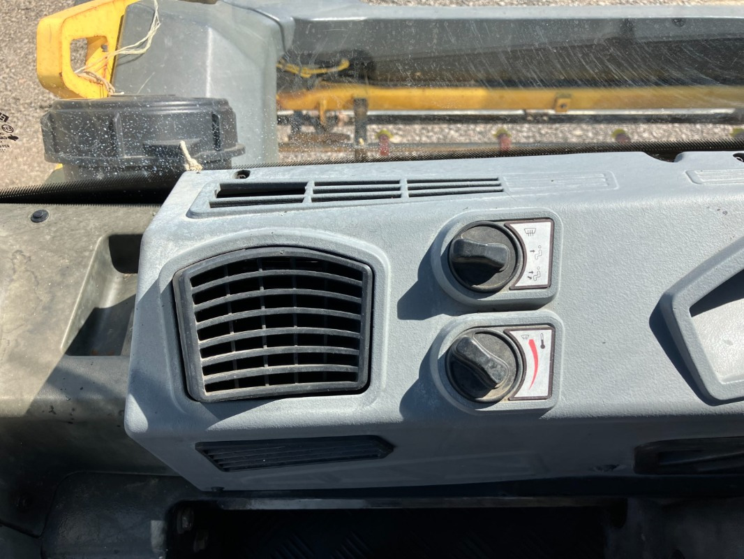 BOMAG DE BW 161 AD-5 Stage IIIb/Tier 4i - مدحلة اسفلت: صورة 4 BOMAG DE BW 161 AD-5 Stage IIIb/Tier 4i - مدحلة اسفلت: صورة 4