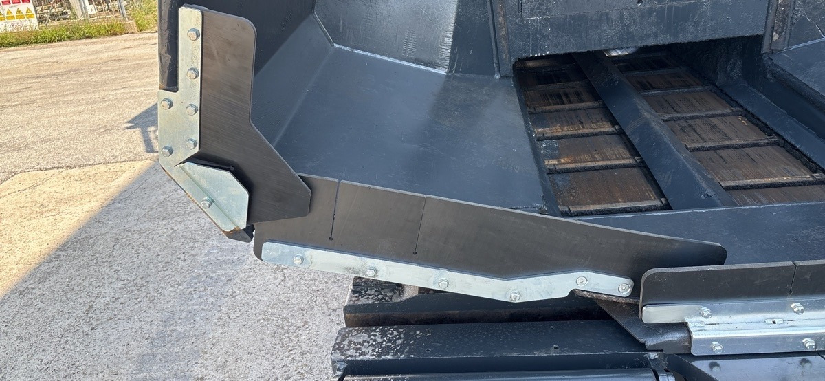 مدادة الأسفلت BOMAG IT BF 600 P-2 S500 Stage IV/Tier 4f: صورة 8 مدادة الأسفلت BOMAG IT BF 600 P-2 S500 Stage IV/Tier 4f: صورة 8