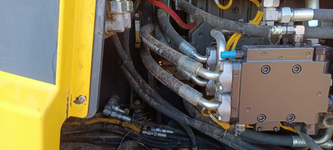 BOMAG IT BF 700 C-2 S500 Stage IV/Tier 4f - مدادة الأسفلت: صورة 2 BOMAG IT BF 700 C-2 S500 Stage IV/Tier 4f - مدادة الأسفلت: صورة 2