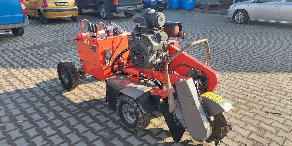 Frezarka do pni Vermeer SC252 - آلة طحن جذوع الأشجار: صورة 4 Frezarka do pni Vermeer SC252 - آلة طحن جذوع الأشجار: صورة 4