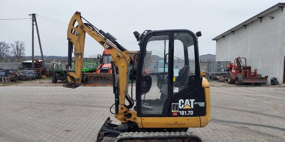 Minikoparka CAT 301.7D 2016 rok 1622h rozsuwane podwozie - حفار زحاف: صورة 1 Minikoparka CAT 301.7D 2016 rok 1622h rozsuwane podwozie - حفار زحاف: صورة 1