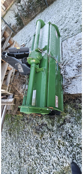 John Deere 4052R - جرار: صورة 2 John Deere 4052R - جرار: صورة 2