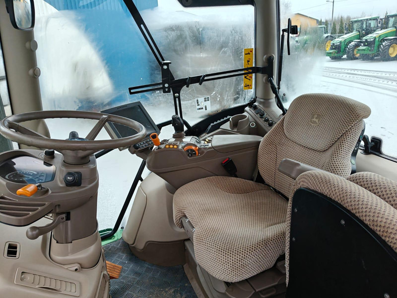 جرار John Deere 6215R: صورة 13 جرار John Deere 6215R: صورة 13