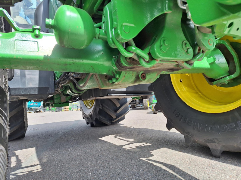 John Deere 6R 155 Autopower John Deere 6R 155 Autopower: صورة 9 John Deere 6R 155 Autopower John Deere 6R 155 Autopower: صورة 9