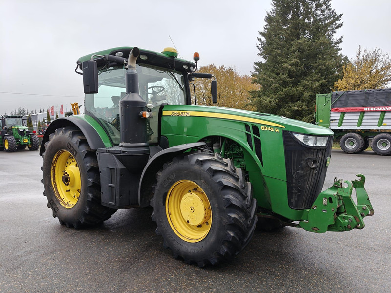 John Deere 8345R e23 - جرار: صورة 1 John Deere 8345R e23 - جرار: صورة 1