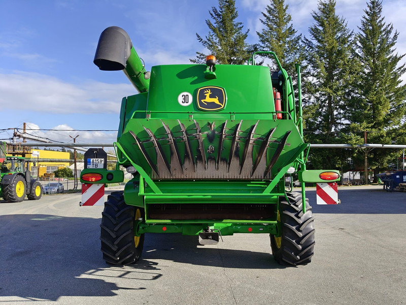 John Deere W650 i 722X - حصادة موحَّدة: صورة 5 John Deere W650 i 722X - حصادة موحَّدة: صورة 5