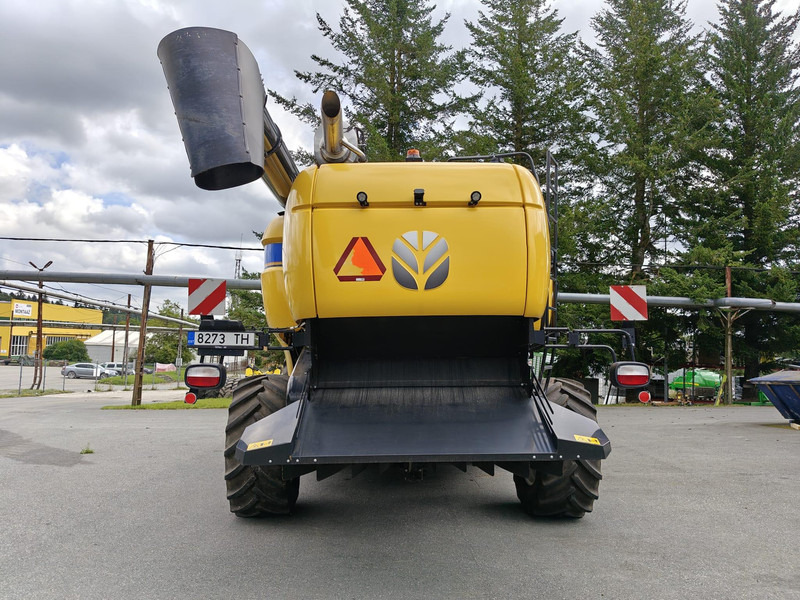New Holland CX 8.90 - حصادة موحَّدة: صورة 4 New Holland CX 8.90 - حصادة موحَّدة: صورة 4