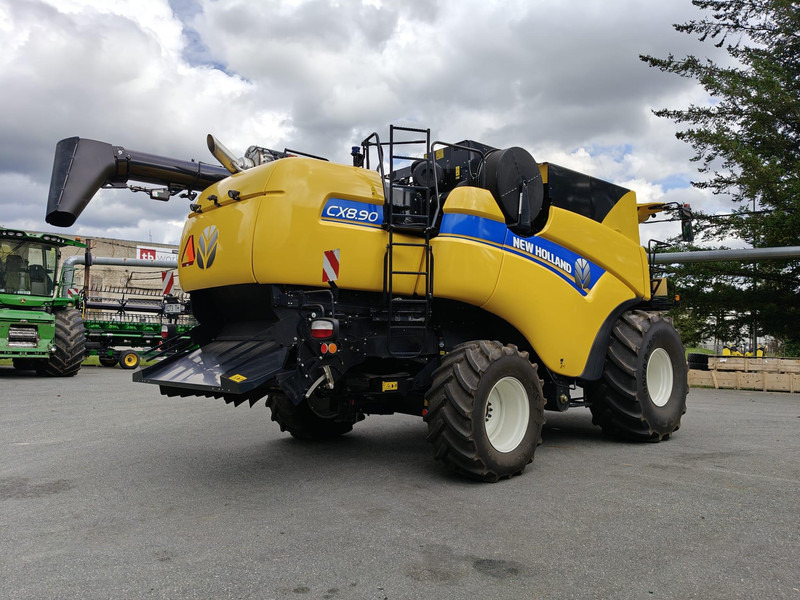 New Holland CX 8.90 - حصادة موحَّدة: صورة 3 New Holland CX 8.90 - حصادة موحَّدة: صورة 3