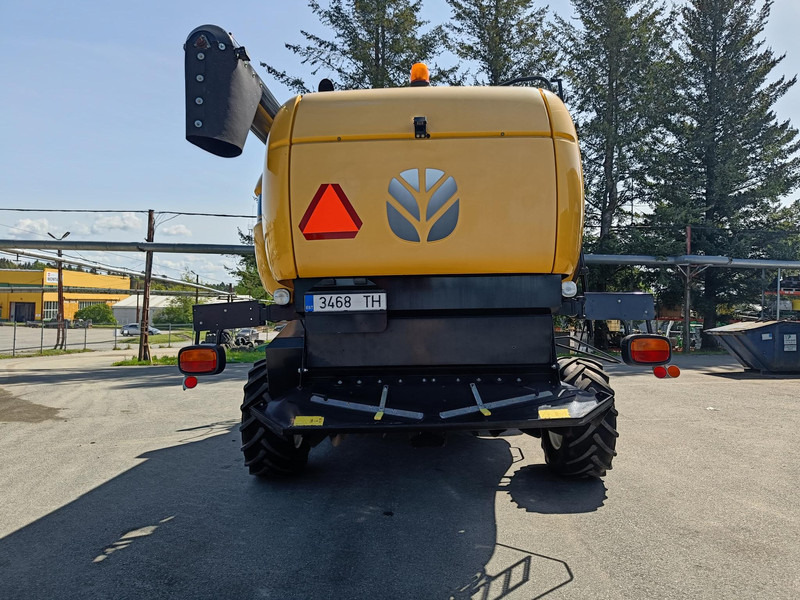 New Holland CX6090 - حصادة موحَّدة: صورة 4 New Holland CX6090 - حصادة موحَّدة: صورة 4