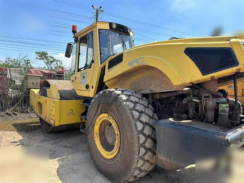 BOMAG BW226DH-4 - مدحلة: صورة 3 BOMAG BW226DH-4 - مدحلة: صورة 3