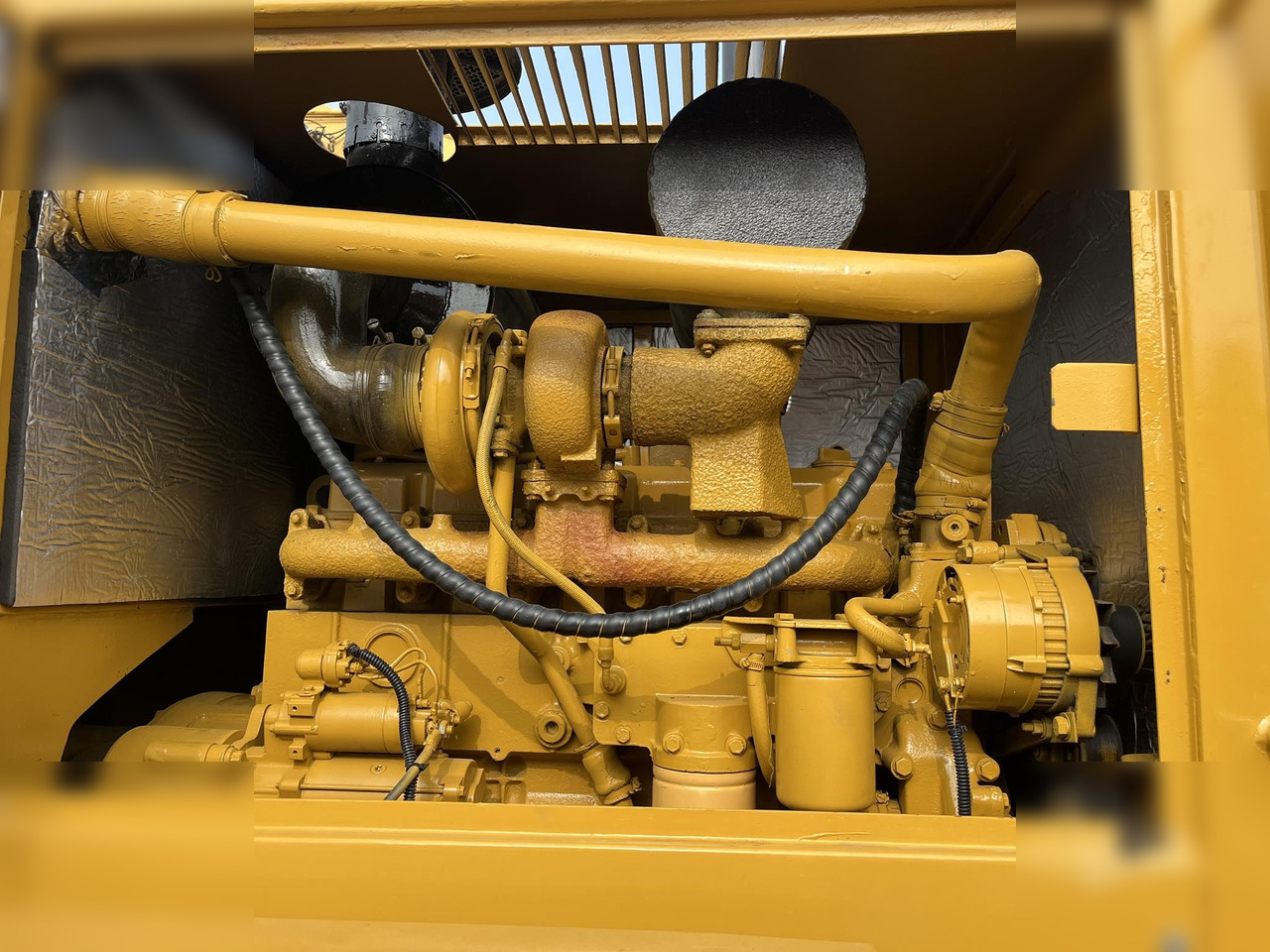 مدحلة BOMAG BW226DH-4: صورة 7