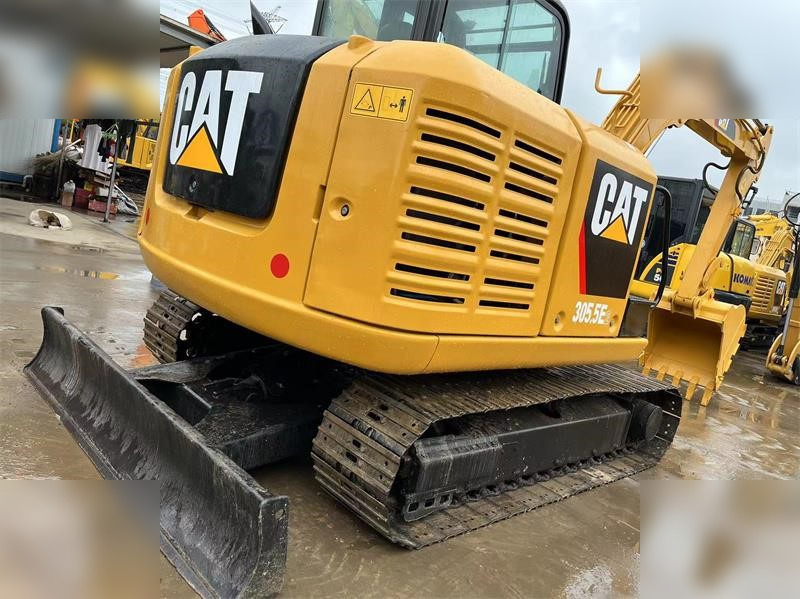 CATERPILLAR 305.5E2 - حفارة مُصَّغرة: صورة 5 CATERPILLAR 305.5E2 - حفارة مُصَّغرة: صورة 5