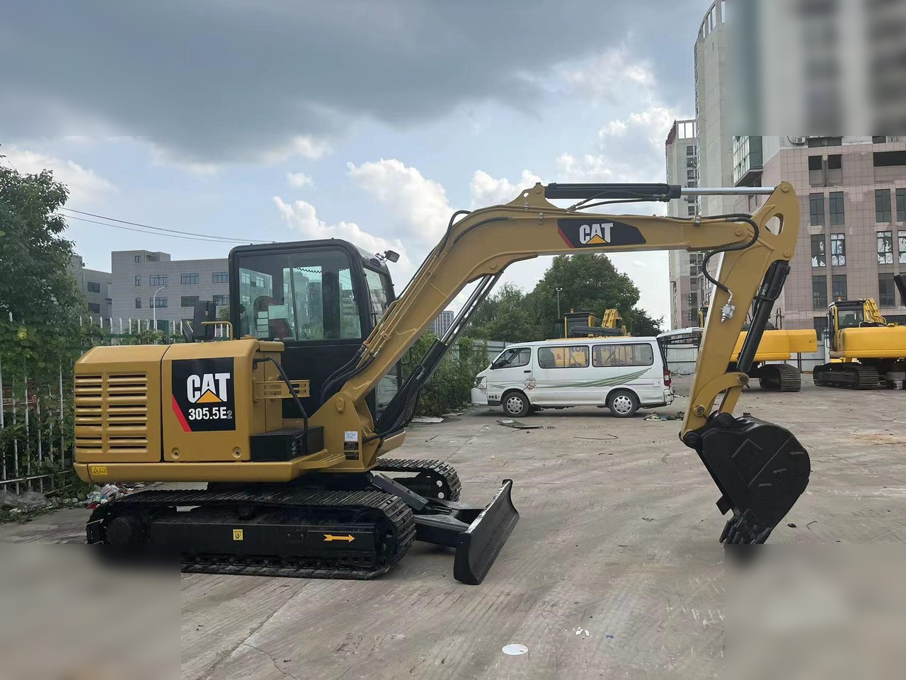 حفارة مُصَّغرة CATERPILLAR 305.5E2: صورة 6