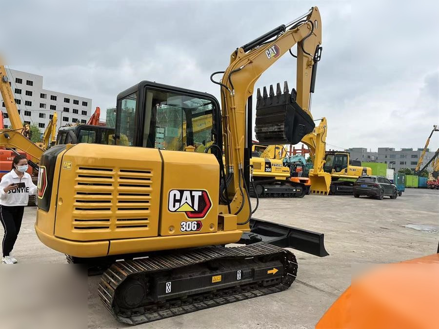 CATERPILLAR 306E - حفار زحاف: صورة 1 CATERPILLAR 306E - حفار زحاف: صورة 1