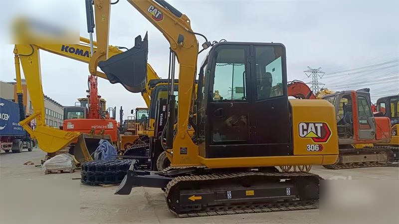 CATERPILLAR 306 - حفار زحاف: صورة 1 CATERPILLAR 306 - حفار زحاف: صورة 1
