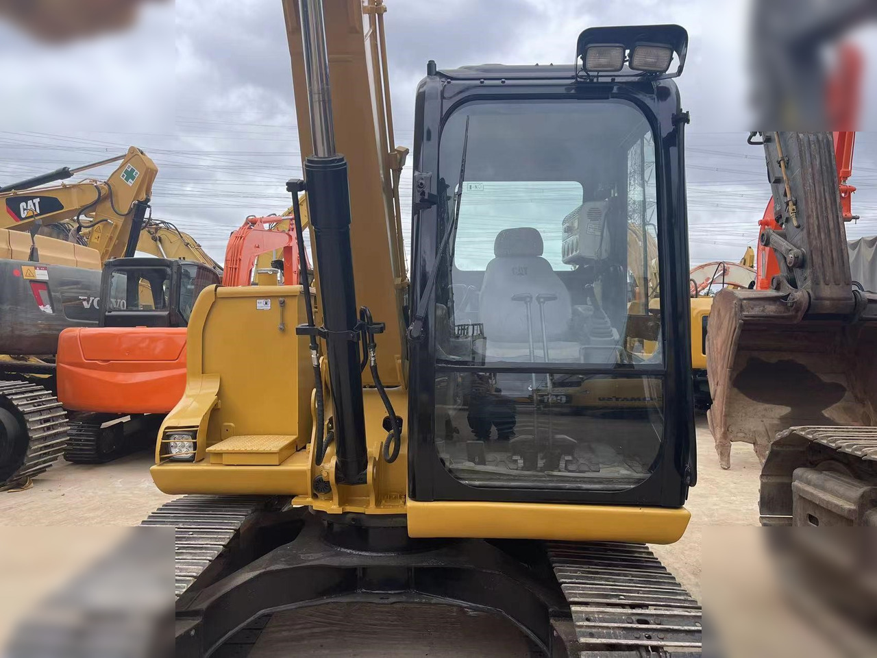 CATERPILLAR 307D - حفار زحاف: صورة 5 CATERPILLAR 307D - حفار زحاف: صورة 5